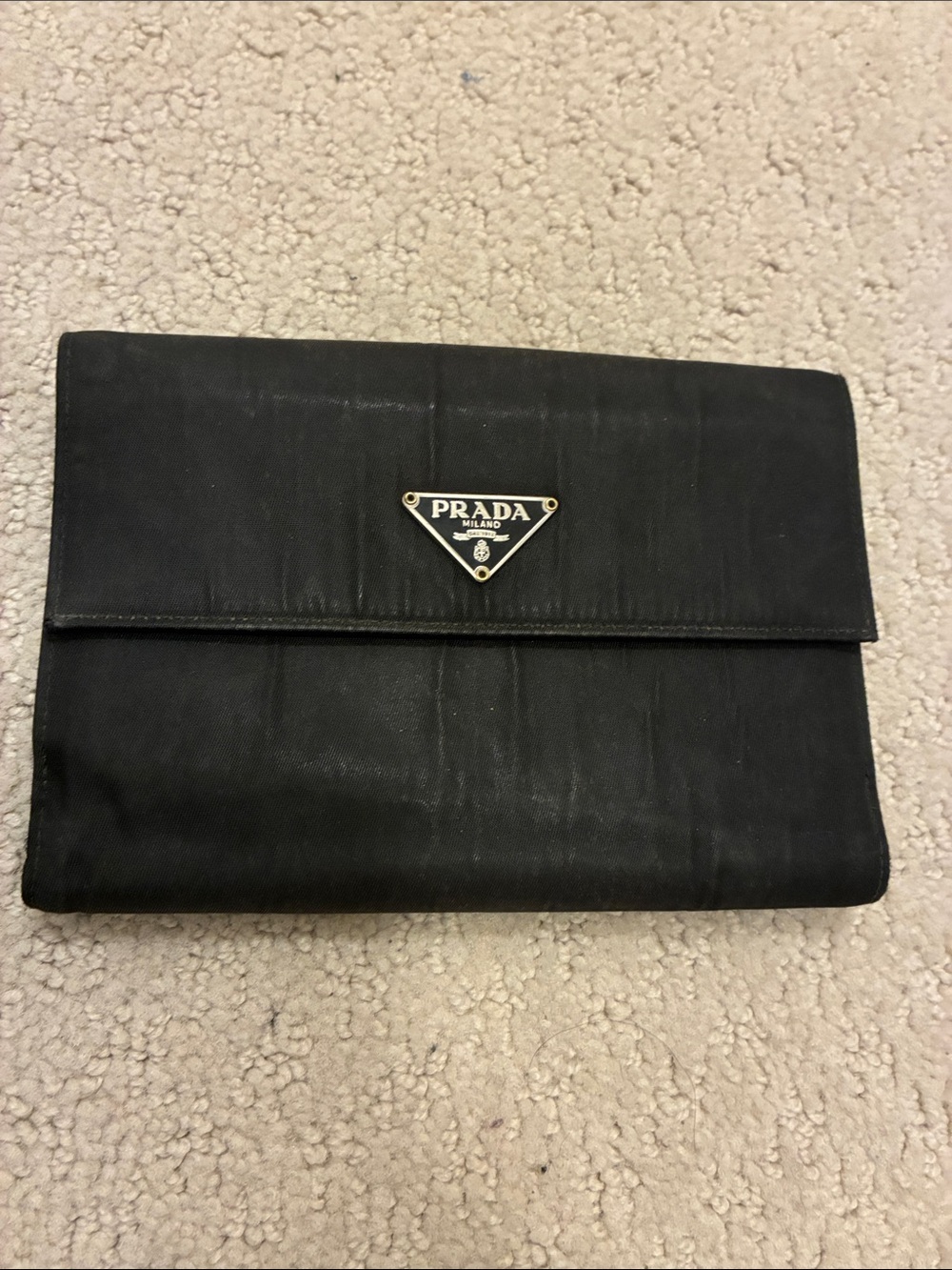 Authentic Prada Vintage Black Tessuto Nylon & Saffiano Leather Trifold Wallet👝
